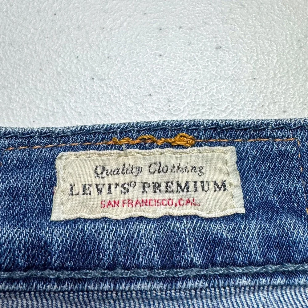 Levis brand levi